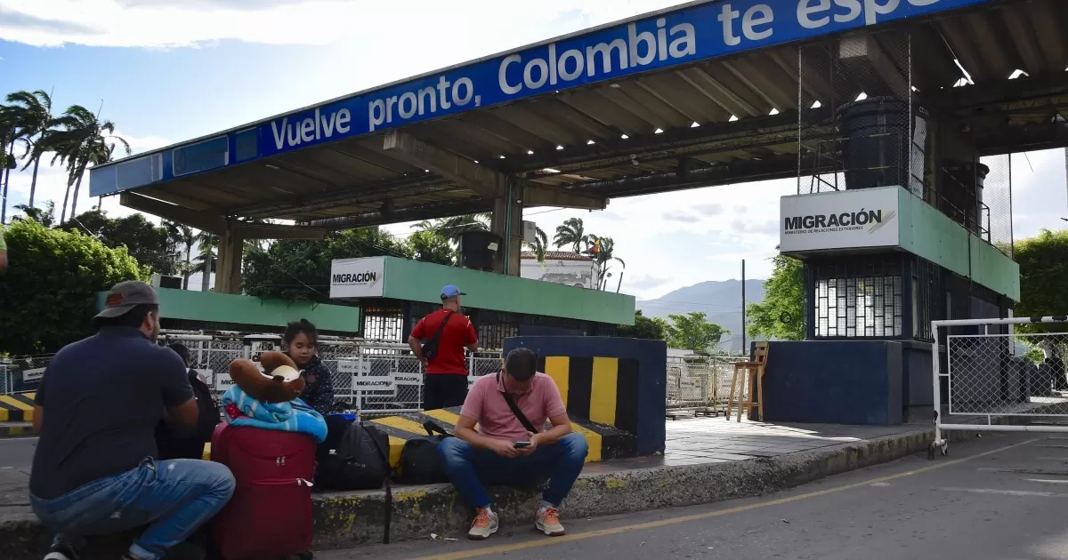 Límite de paso entre Colombia y Venezuele Dawns